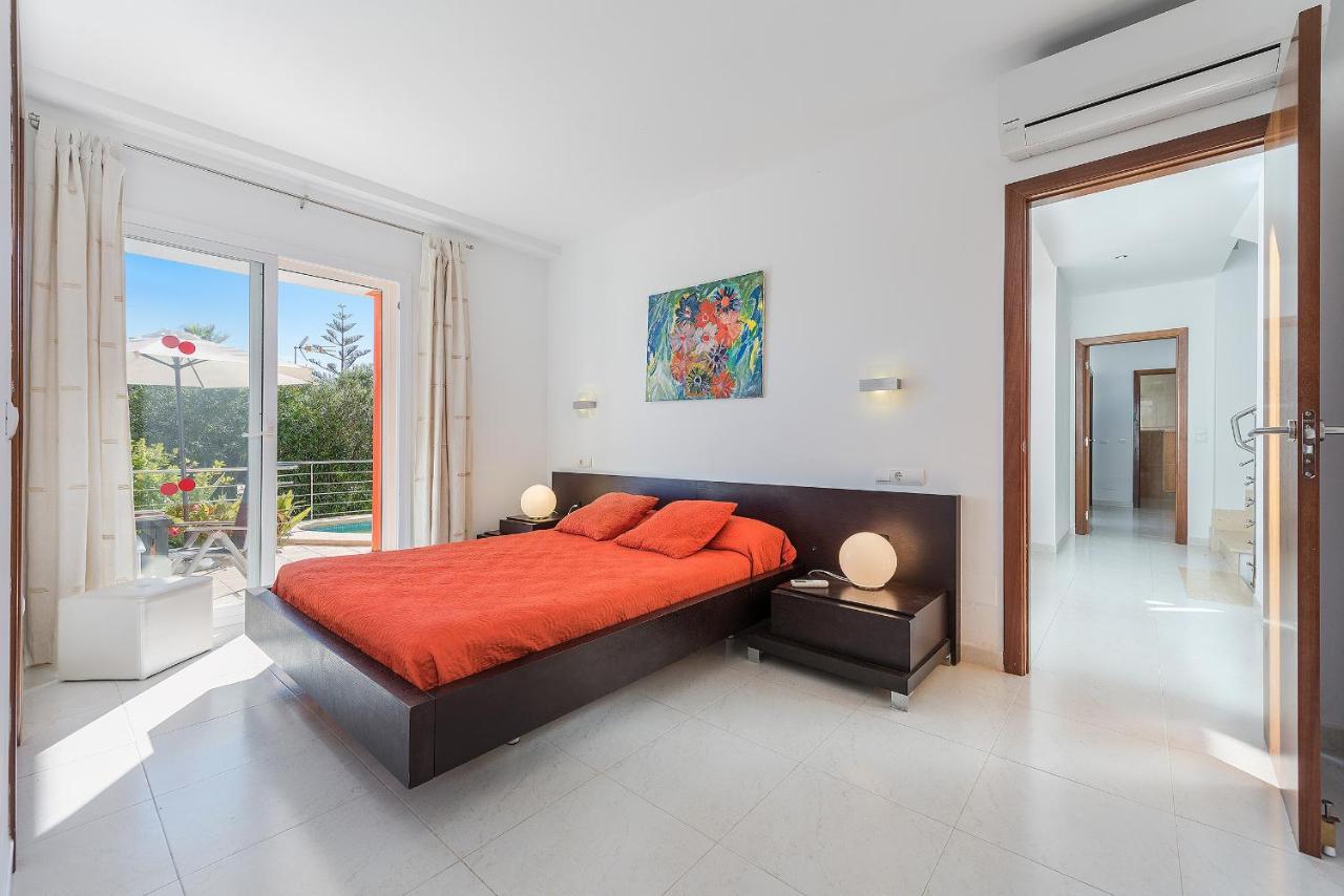 Villa Vistafar - Private Pool & Only 50m To The Sea Alcudia (Mallorca)